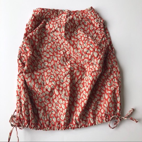 Andrew & Audrey red leaf bubble top size 8 - Picture 2 of 5